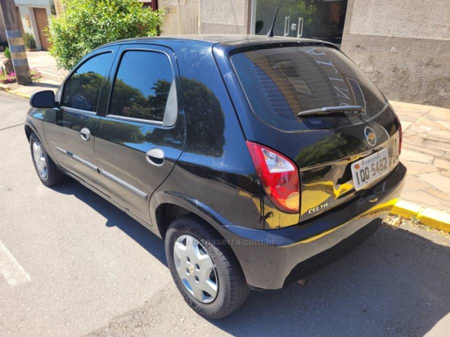 CHEVROLET - CELTA - 2010/2010 - Preta - R$ 24.900,00