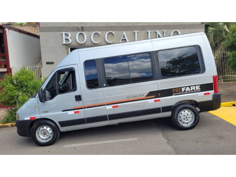FIAT - DUCATO - 2011/2012 - Prata - Sob Consulta