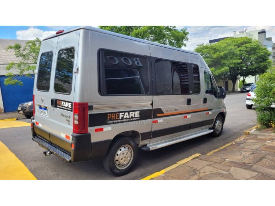 FIAT - DUCATO - 2011/2012 - Prata - Sob Consulta