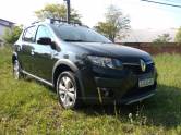 RENAULT - SANDERO - 2015/2016 - Preta - R$ 47.500,00