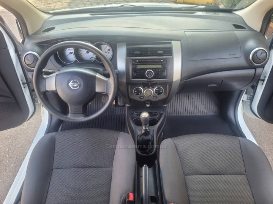 NISSAN - GRAND LIVINA - 2013/2013 - Branca - R$ 43.500,00