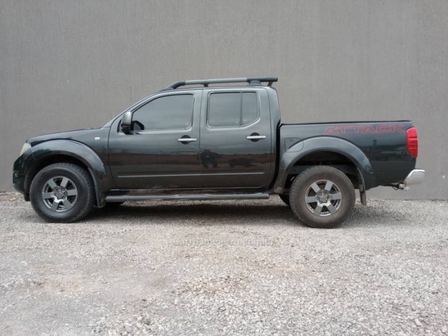 NISSAN - FRONTIER - 2013/2014 - Preta - R$ 90.000,00