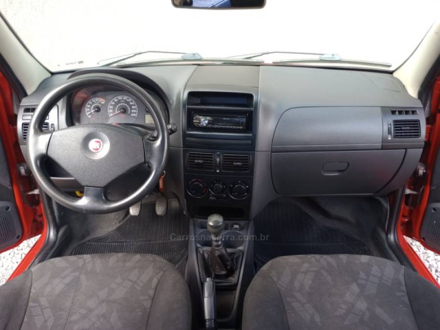 FIAT - SIENA - 2010/2011 - Vermelha - R$ 29.000,00