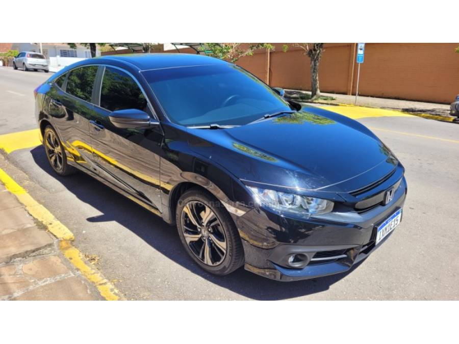 HONDA - CIVIC - 2016/2017 - Preta - R$ 105.000,00