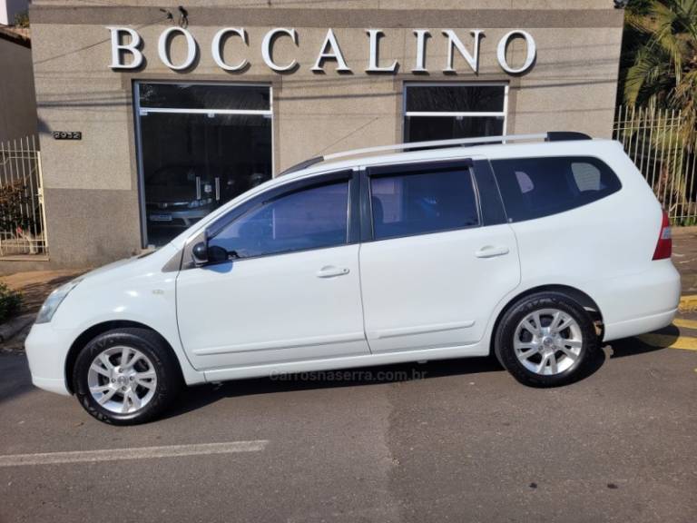 NISSAN - GRAND LIVINA - 2013/2013 - Branca - R$ 43.500,00