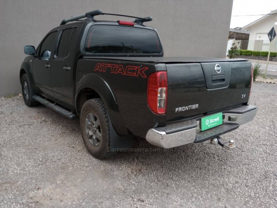 NISSAN - FRONTIER - 2013/2014 - Preta - R$ 90.000,00