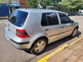 VOLKSWAGEN - GOLF - 2003/2003 - Prata - R$ 30.000,00