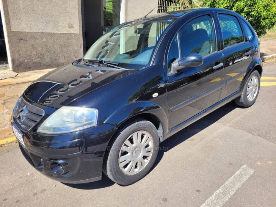 CITROËN - C3 - 2010/2011 - Preta - R$ 26.000,00