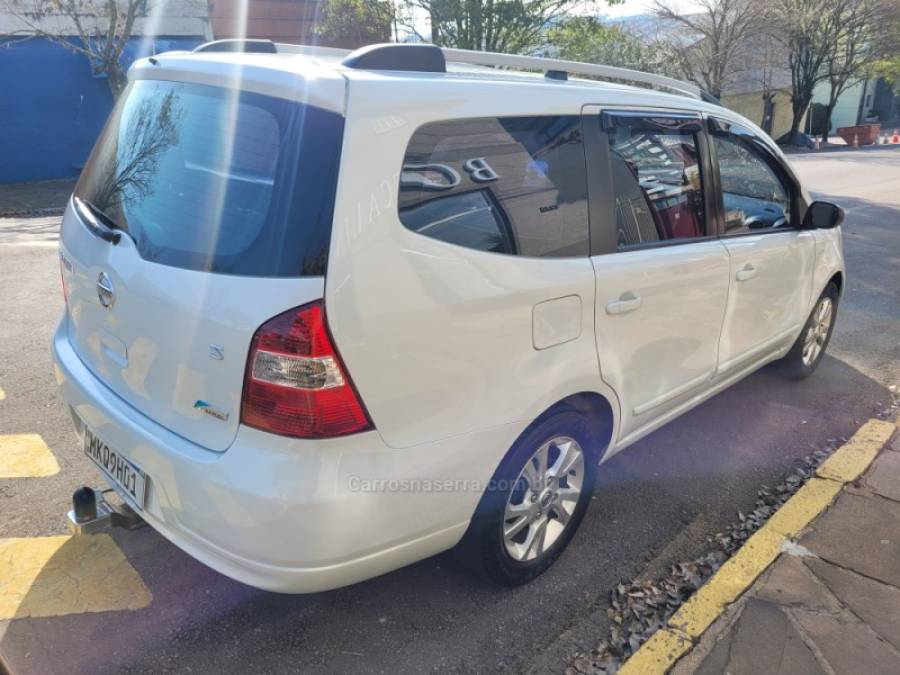 NISSAN - GRAND LIVINA - 2013/2013 - Branca - R$ 43.500,00