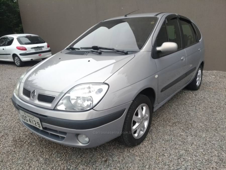 RENAULT - SCÉNIC - 2007/2008 - Prata - R$ 22.000,00
