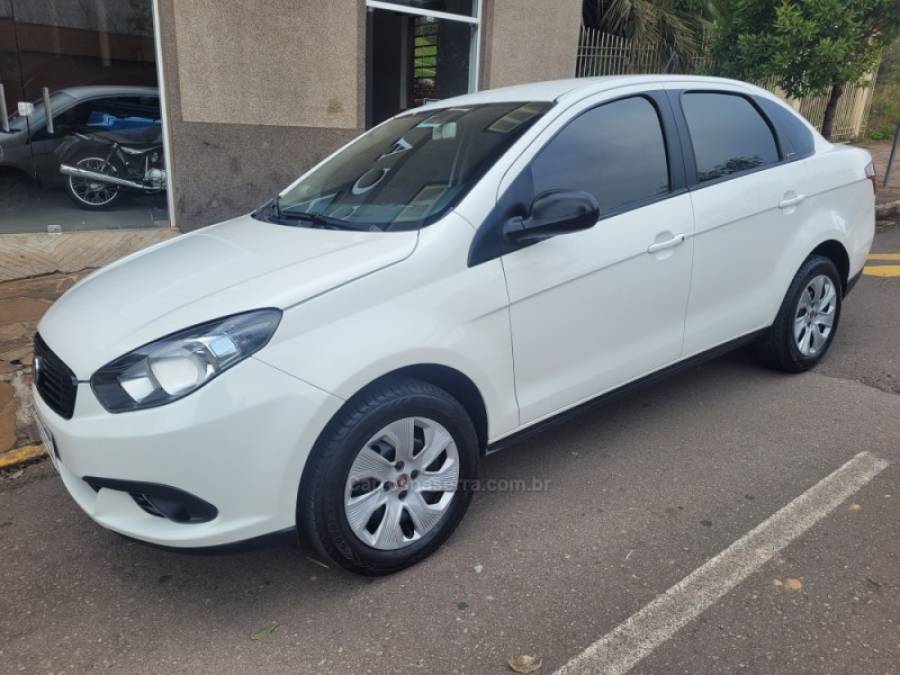 FIAT - GRAND SIENA - 2020/2021 - Branca - R$ 54.000,00
