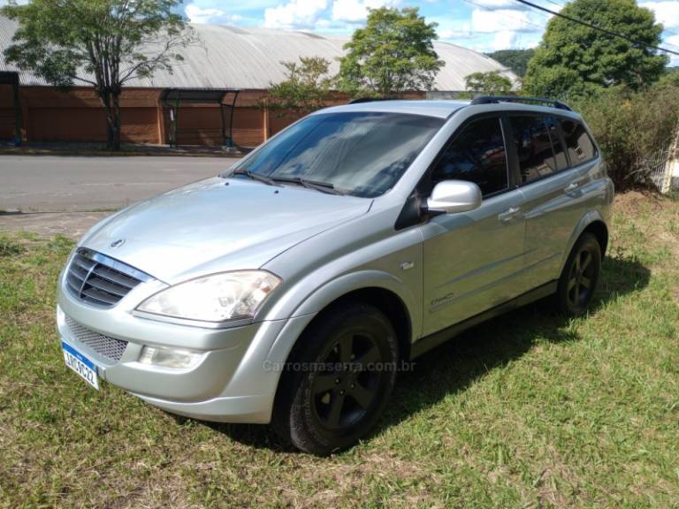 SSANGYONG - KYRON - 2010/2010 - Prata - R$ 39.000,00