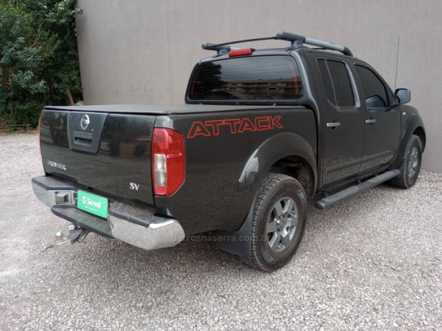 NISSAN - FRONTIER - 2013/2014 - Preta - R$ 90.000,00