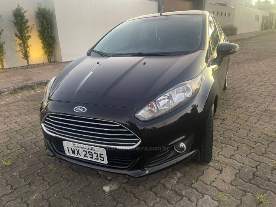 FORD - FIESTA - 2016/2016 - Preta - R$ 48.000,00