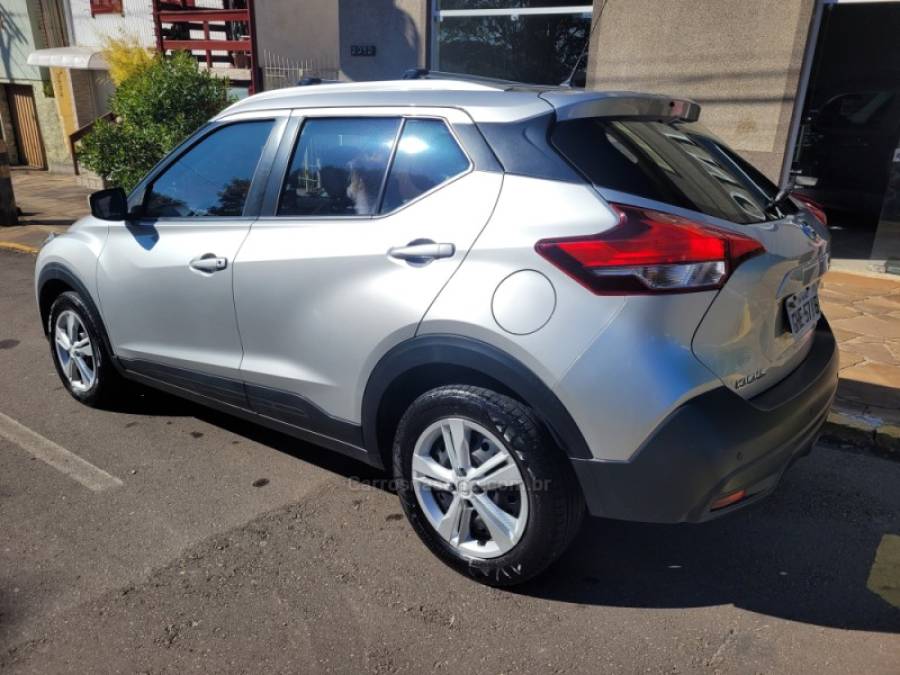 NISSAN - KICKS - 2019/2019 - Prata - R$ 79.000,00