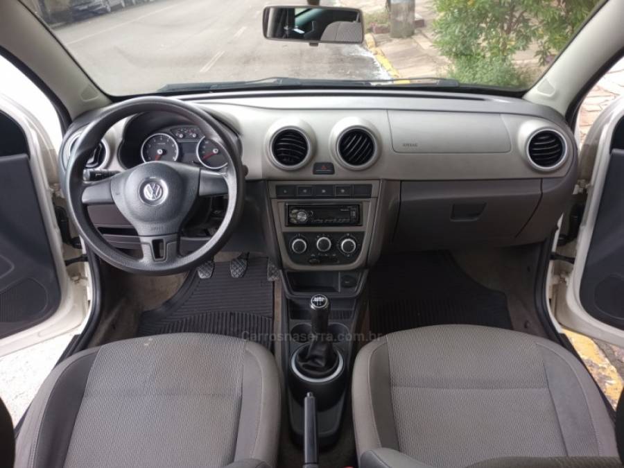 VOLKSWAGEN - VOYAGE - 2012/2012 - Branca - R$ 36.000,00