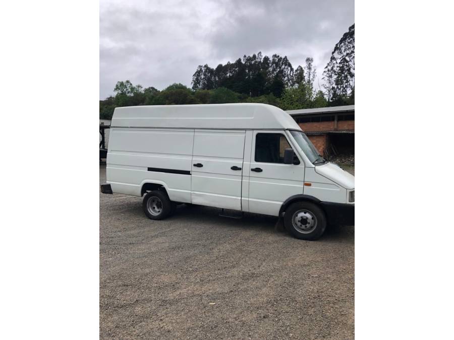 IVECO - DAILY - 2005/2005 - Branca - R$ 45.000,00