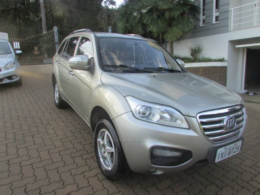 LIFAN - X60 - 2013/2013 - Bege - R$ 34.000,00