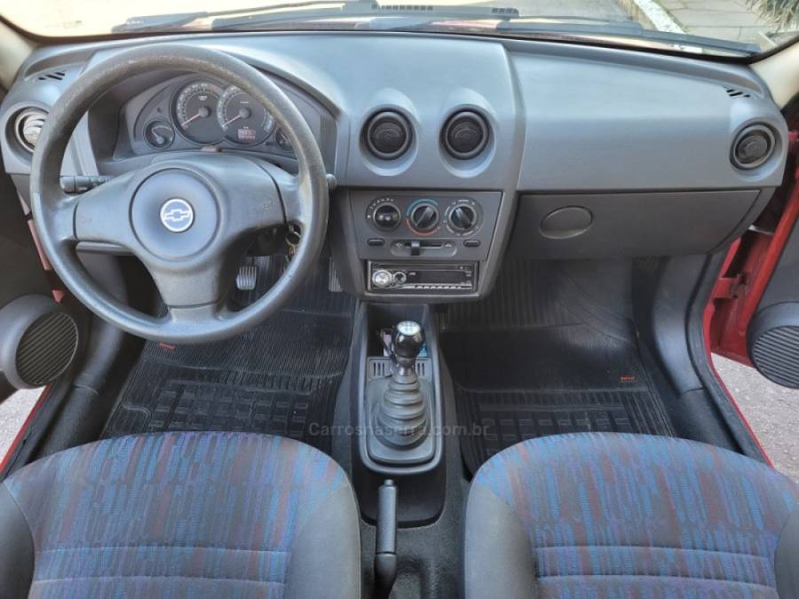 CHEVROLET - CELTA - 2008/2008 - Vermelha - R$ 17.000,00