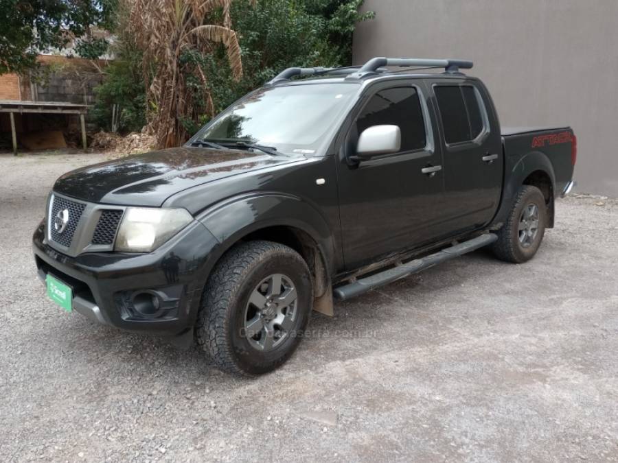 NISSAN - FRONTIER - 2013/2014 - Preta - R$ 90.000,00