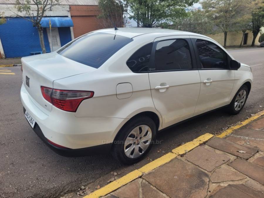 FIAT - GRAND SIENA - 2020/2021 - Branca - R$ 54.000,00