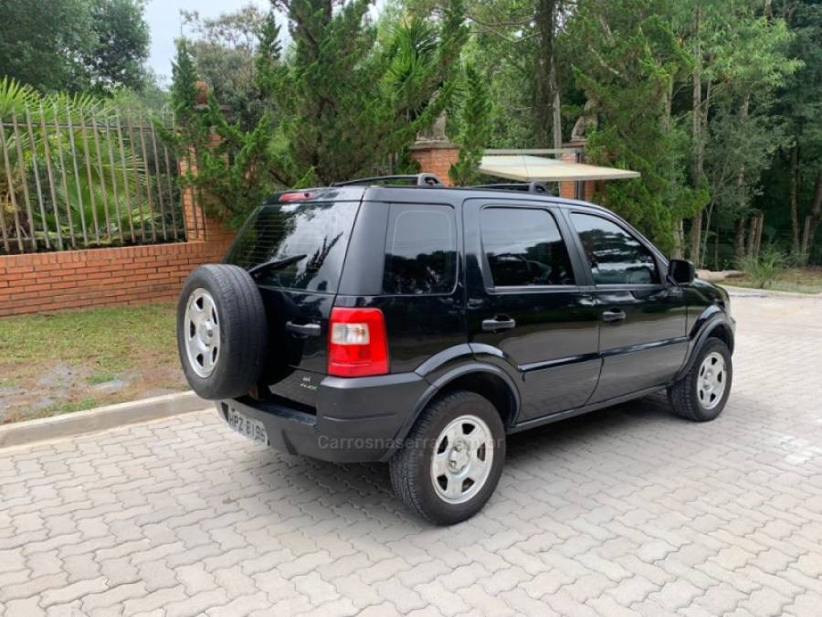 FORD - ECOSPORT - 2005/2006 - Preta - R$ 23.500,00