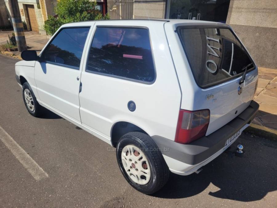 FIAT - UNO - 2013/2013 - Branca - R$ 26.900,00