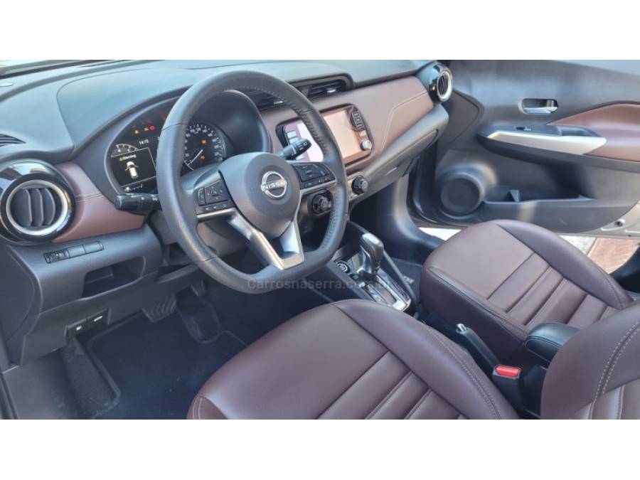 NISSAN - KICKS - 2023/2024 - Cinza - R$ 121.000,00