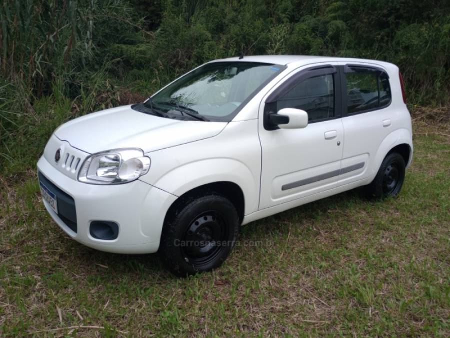 FIAT - UNO - 2011/2011 - Branca - R$ 29.500,00