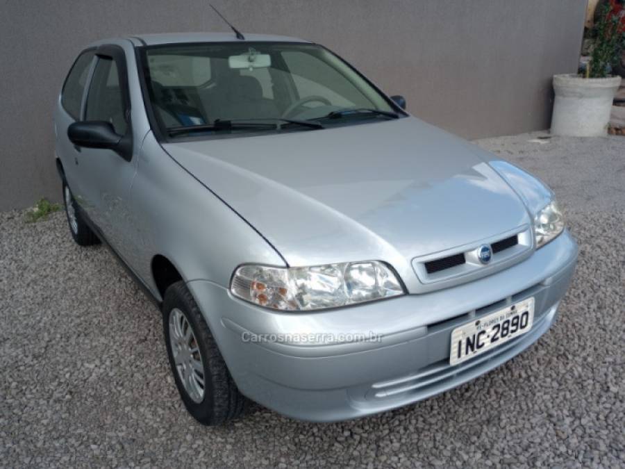 FIAT - PALIO - 2006/2007 - Prata - R$ 18.500,00