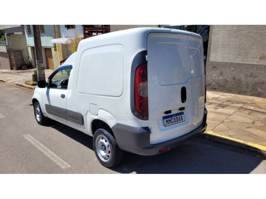 FIAT - FIORINO - 2014/2015 - Branca - R$ 52.000,00
