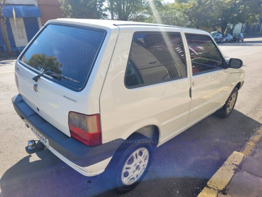 FIAT - UNO - 2013/2013 - Branca - R$ 26.900,00