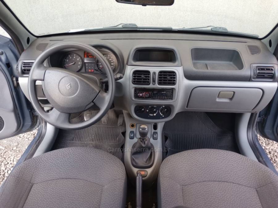 RENAULT - CLIO - 2011/2011 - Cinza - R$ 19.500,00