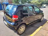 VOLKSWAGEN - FOX - 2006/2007 - Preta - R$ 19.000,00