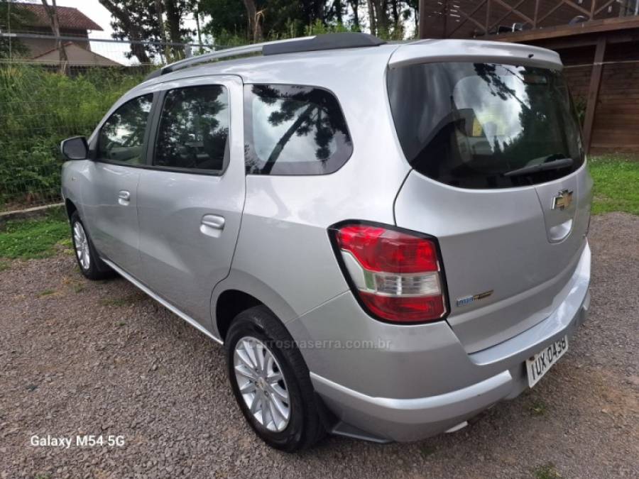 CHEVROLET - SPIN - 2014/2014 - Prata - R$ 44.900,00